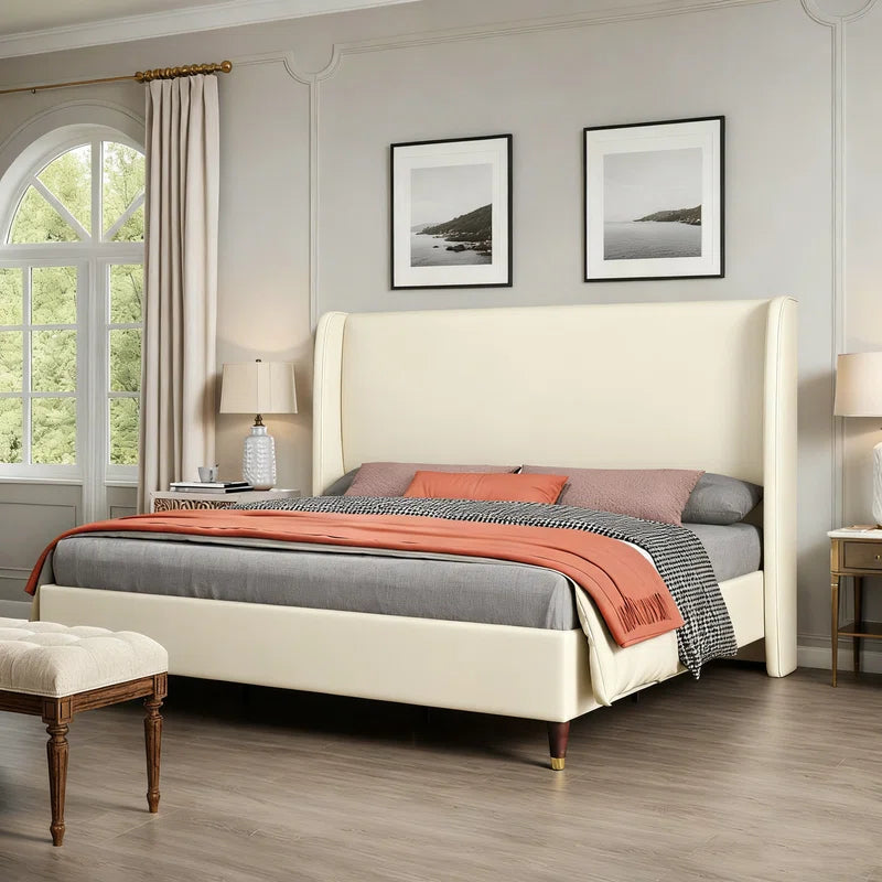 Belo Upholstered Platform Bed