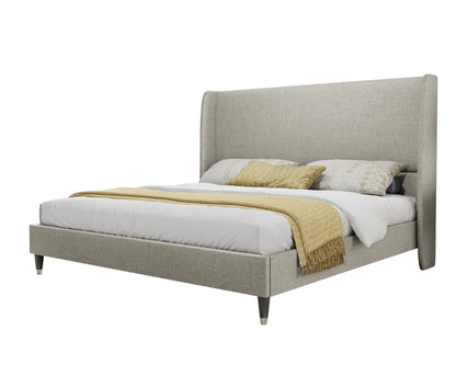 Belo Upholstered Platform Bed