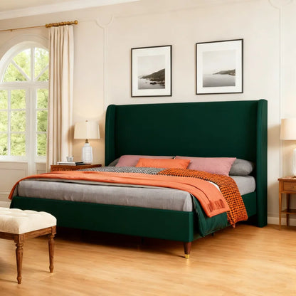 Belo Upholstered Platform Bed